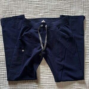 Figs Kade Cargo Scrub Pants Small Tall Navy